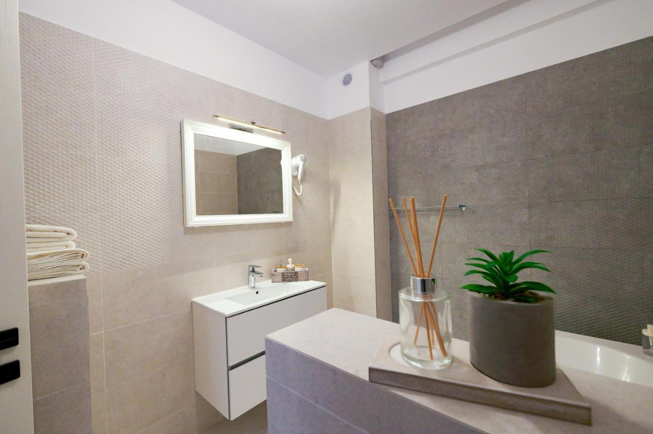 Luxury On Apartment