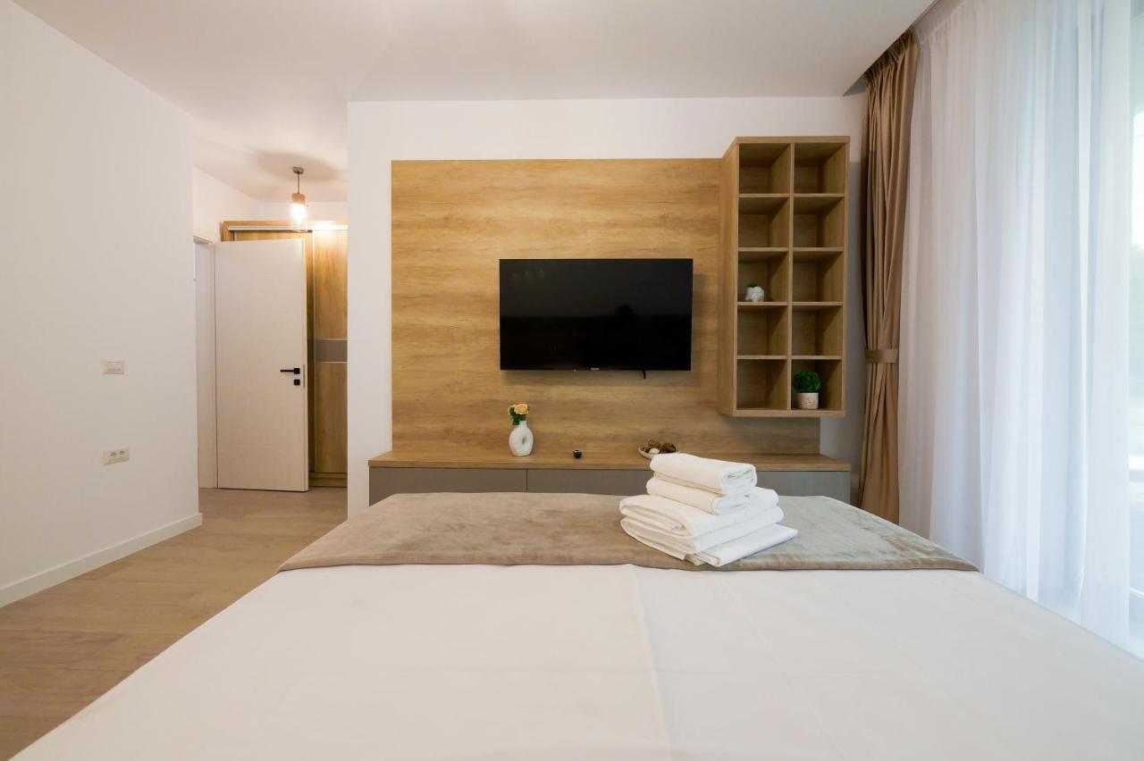 Luxury On Apartment